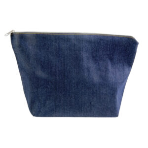 Beauty case in cotone DENIM 220 g/m2 (85% cotone - 15% poliestere) con chiusura zip