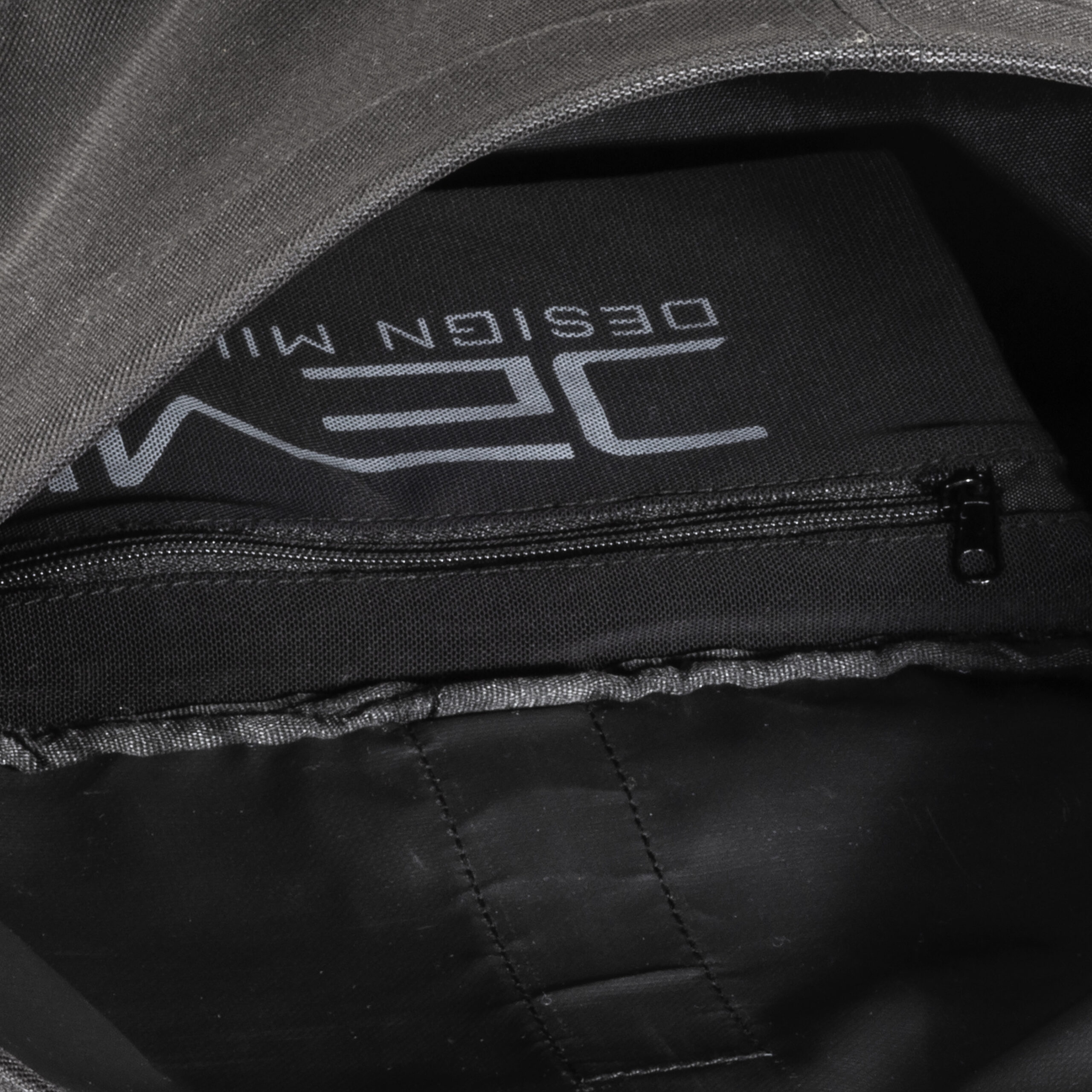 Zaino porta PC in poliestere rifrangente 8 Zaino porta PC in poliestere rifrangente - immagine 8