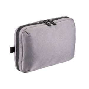 Tech organizer in poliestere riciclato jacquard 600D (lining interno in R-PET)